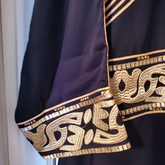 Selling Beautiful Modest Black & Gold Abaya/Kaftan/Dress w/ Matching Hijab/Scarf - Picture 6 of 10